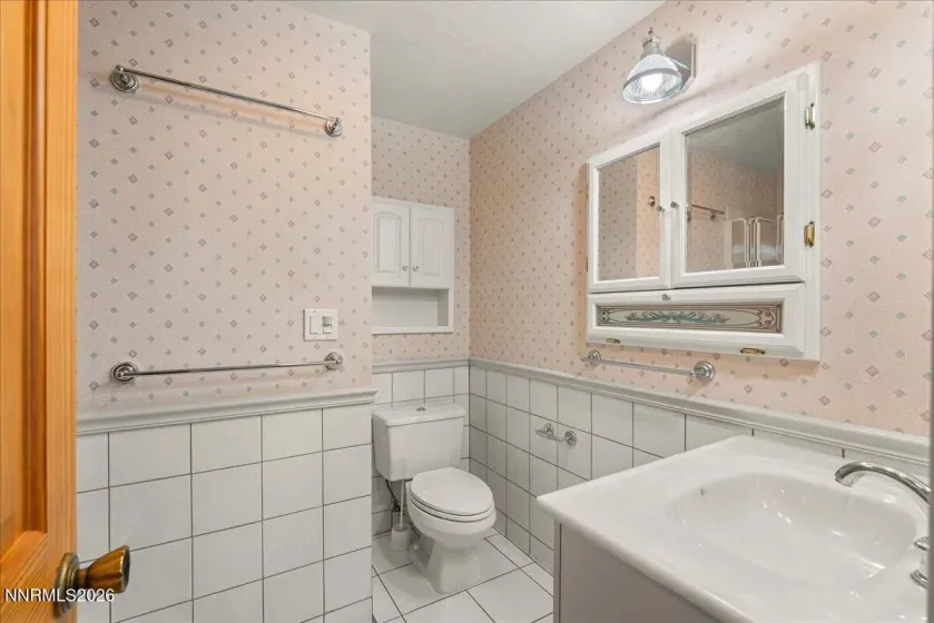 7190 Bluestone, Reno, Nevada 89511, 3 Bedrooms Bedrooms, ,2 BathroomsBathrooms,Residential,Residential,Bluestone,0,260011171