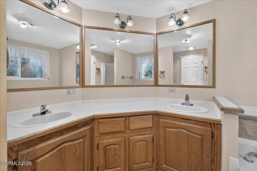 2999 Edmonds, Carson City, Nevada 89701, 3 Bedrooms Bedrooms, ,2 BathroomsBathrooms,Residential,Residential,Edmonds,0,260011172
