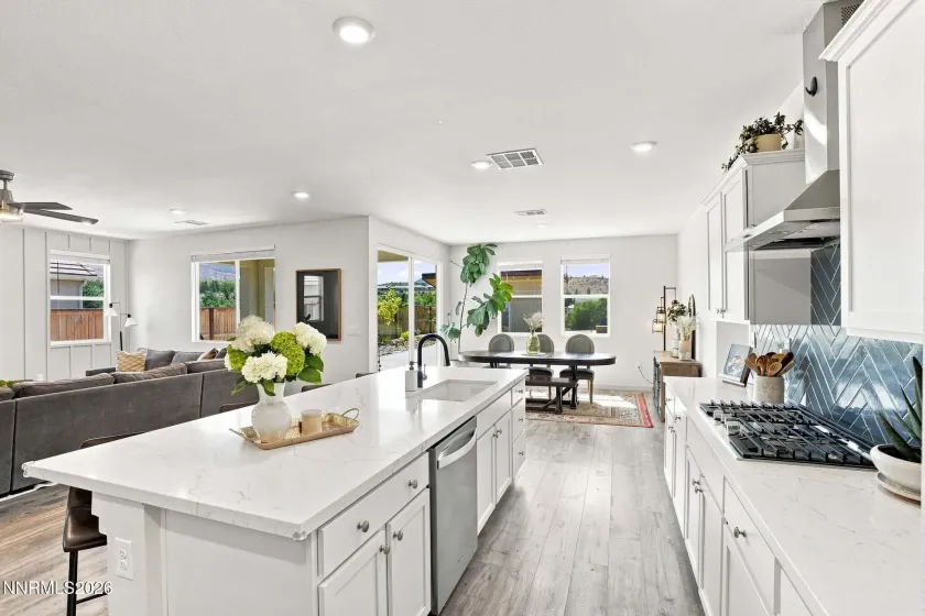 8388 Fenhollow, Verdi, Nevada 89439, 4 Bedrooms Bedrooms, ,3 BathroomsBathrooms,Residential,Residential,Fenhollow,0,260011173