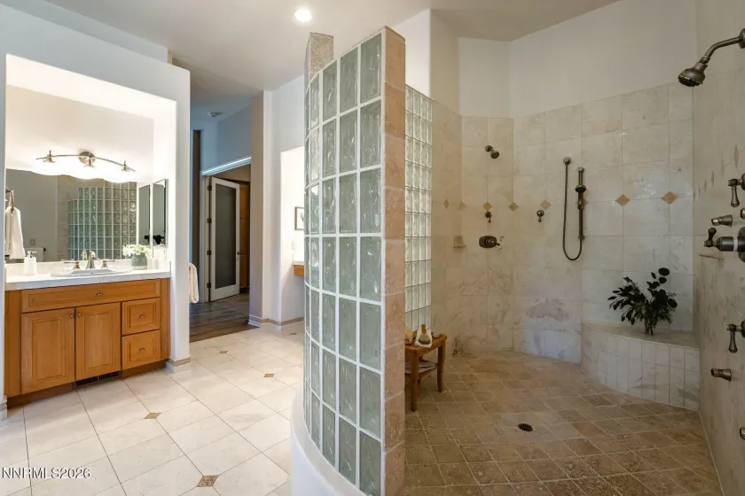 188 Carleton, Reno, Nevada 89511, 4 Bedrooms Bedrooms, ,4 BathroomsBathrooms,Residential,Residential,Carleton,0,260011174