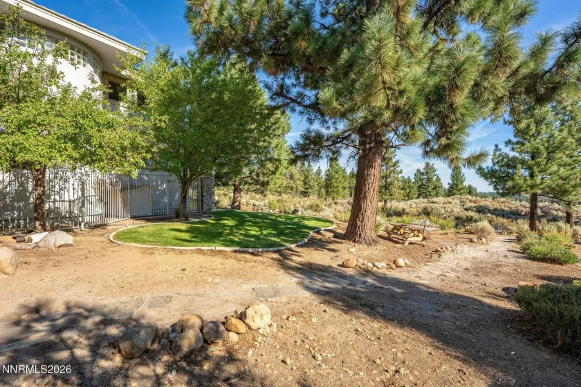 188 Carleton, Reno, Nevada 89511, 4 Bedrooms Bedrooms, ,4 BathroomsBathrooms,Residential,Residential,Carleton,0,260011174