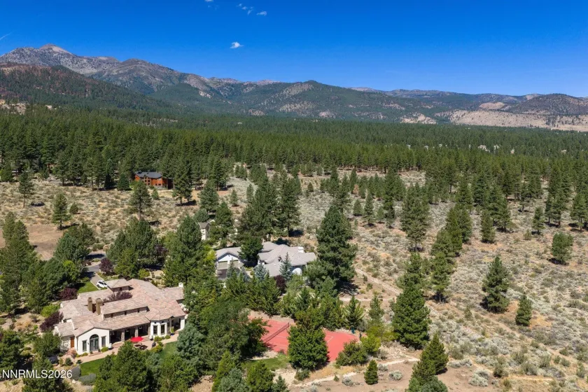 188 Carleton, Reno, Nevada 89511, 4 Bedrooms Bedrooms, ,4 BathroomsBathrooms,Residential,Residential,Carleton,0,260011174