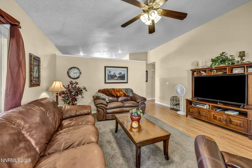 17410 Desert Lake, Reno, Nevada 89508, 3 Bedrooms Bedrooms, ,2 BathroomsBathrooms,Residential,Residential,Desert Lake,0,260011177