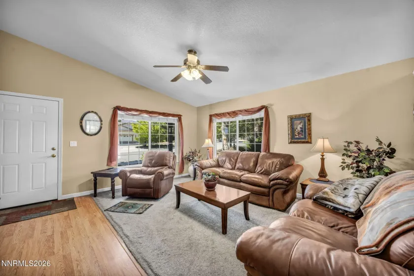 17410 Desert Lake, Reno, Nevada 89508, 3 Bedrooms Bedrooms, ,2 BathroomsBathrooms,Residential,Residential,Desert Lake,0,260011177