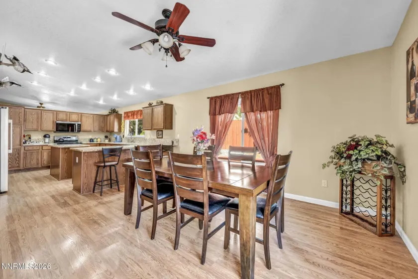17410 Desert Lake, Reno, Nevada 89508, 3 Bedrooms Bedrooms, ,2 BathroomsBathrooms,Residential,Residential,Desert Lake,0,260011177