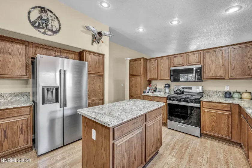 17410 Desert Lake, Reno, Nevada 89508, 3 Bedrooms Bedrooms, ,2 BathroomsBathrooms,Residential,Residential,Desert Lake,0,260011177