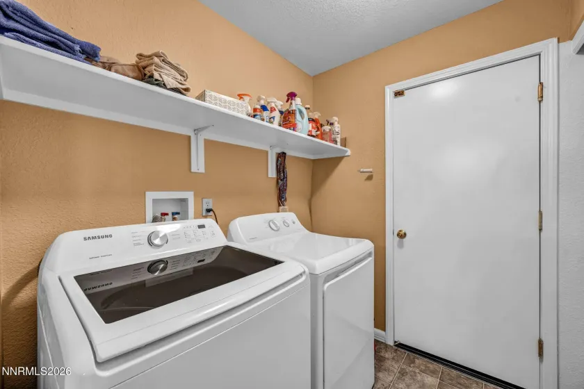 17410 Desert Lake, Reno, Nevada 89508, 3 Bedrooms Bedrooms, ,2 BathroomsBathrooms,Residential,Residential,Desert Lake,0,260011177