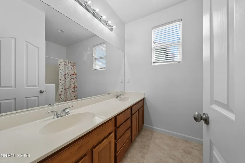 11230 Messina, Reno, Nevada 89521, 4 Bedrooms Bedrooms, ,3 BathroomsBathrooms,Residential,Residential,Messina,0,260011179