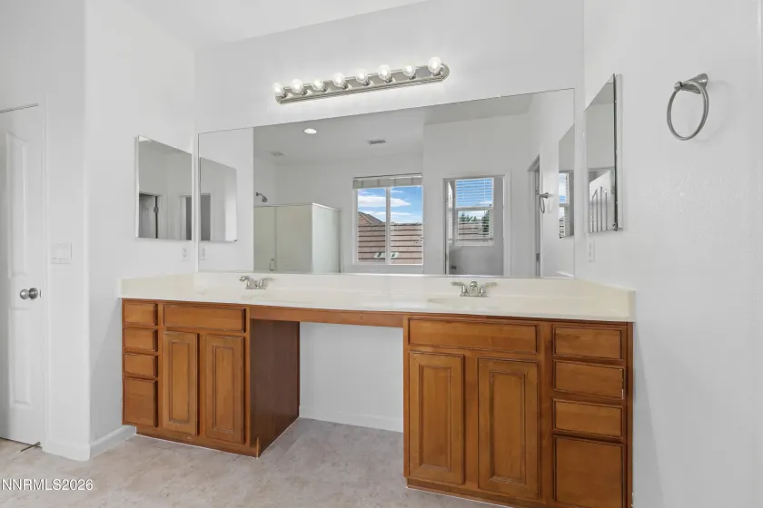 11230 Messina, Reno, Nevada 89521, 4 Bedrooms Bedrooms, ,3 BathroomsBathrooms,Residential,Residential,Messina,0,260011179