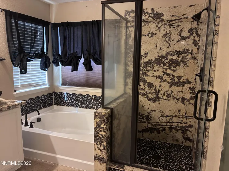 757 Lipizzan, Dayton, Nevada 89403, 5 Bedrooms Bedrooms, ,3 BathroomsBathrooms,Residential,Residential,Lipizzan,0,260011181