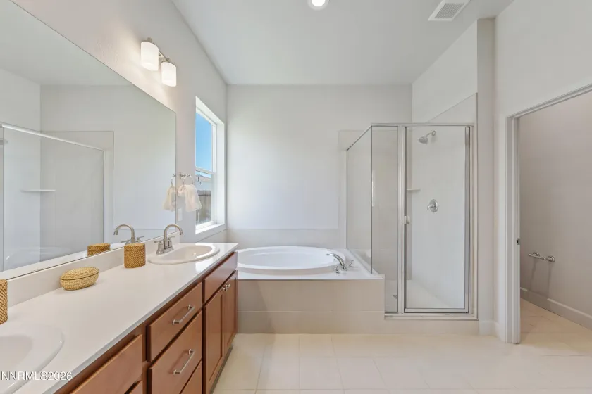 3988 Ella Jayne, Sparks, Nevada 89436, 4 Bedrooms Bedrooms, ,3 BathroomsBathrooms,Residential,Residential,Ella Jayne,0,260011180
