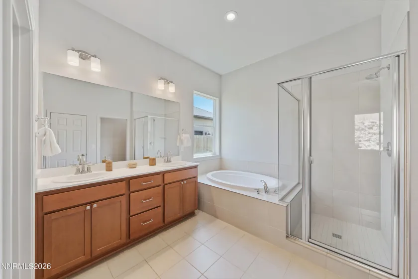 3988 Ella Jayne, Sparks, Nevada 89436, 4 Bedrooms Bedrooms, ,3 BathroomsBathrooms,Residential,Residential,Ella Jayne,0,260011180