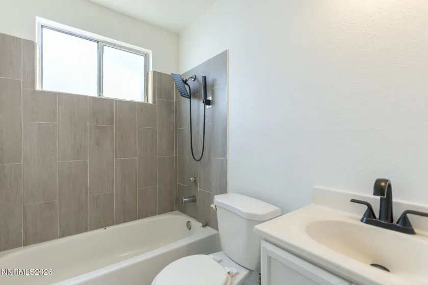 3386 Vista Grande, Carson City, Nevada 89705, 3 Bedrooms Bedrooms, ,2 BathroomsBathrooms,Residential,Residential,Vista Grande,0,260011182