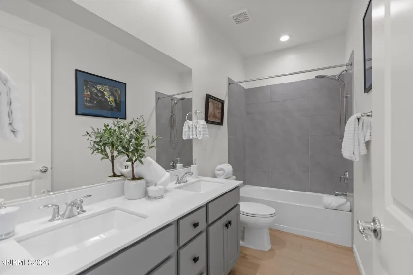 7723 Lampasas, Sparks, Nevada 89436, 3 Bedrooms Bedrooms, ,3 BathroomsBathrooms,Residential,Residential,Lampasas,0,260011183