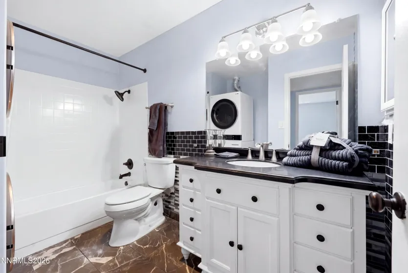 1557 Delucchi, Reno, Nevada 89502, 2 Bedrooms Bedrooms, ,1 BathroomBathrooms,Residential,Residential,Delucchi,0,260011191