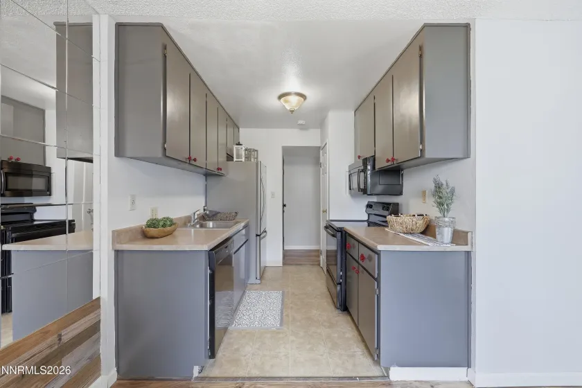 1557 Delucchi, Reno, Nevada 89502, 2 Bedrooms Bedrooms, ,1 BathroomBathrooms,Residential,Residential,Delucchi,0,260011191