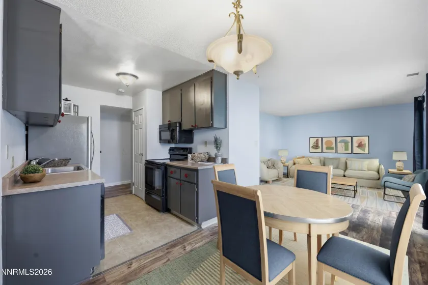 1557 Delucchi, Reno, Nevada 89502, 2 Bedrooms Bedrooms, ,1 BathroomBathrooms,Residential,Residential,Delucchi,0,260011191