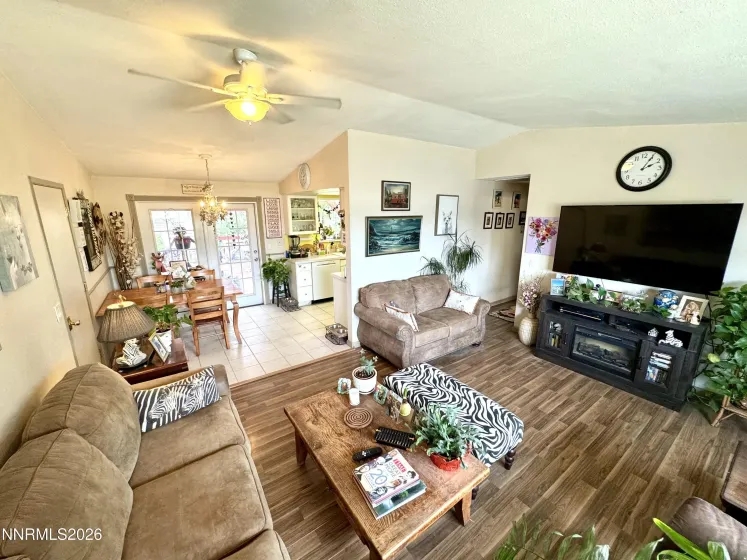 180 Sky Ranch, Sparks, Nevada 89441, 2 Bedrooms Bedrooms, ,2 BathroomsBathrooms,Residential,Residential,Sky Ranch,0,260011201