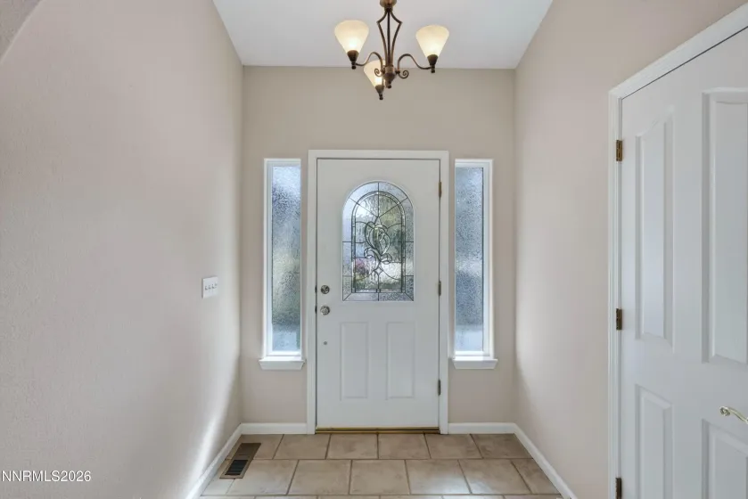 Foyer / Entryway