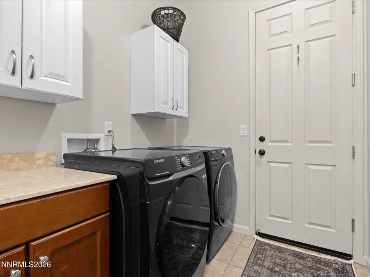 240 Horizon Ridge, Spanish Springs, Nevada 89441, 3 Bedrooms Bedrooms, ,2 BathroomsBathrooms,Residential,Residential,Horizon Ridge,0,260011212