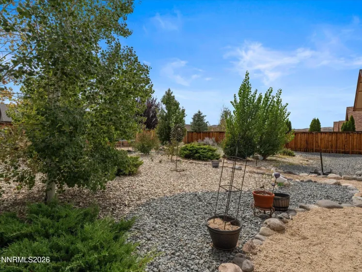 240 Horizon Ridge, Spanish Springs, Nevada 89441, 3 Bedrooms Bedrooms, ,2 BathroomsBathrooms,Residential,Residential,Horizon Ridge,0,260011212