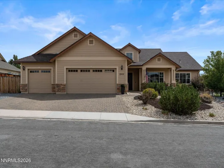 240 Horizon Ridge, Spanish Springs, Nevada 89441, 3 Bedrooms Bedrooms, ,2 BathroomsBathrooms,Residential,Residential,Horizon Ridge,0,260011212