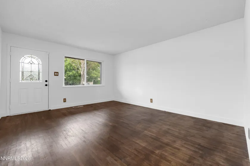 201 Gault, Sparks, Nevada 89431, 3 Bedrooms Bedrooms, ,2 BathroomsBathrooms,Residential,Residential,Gault,0,260011216