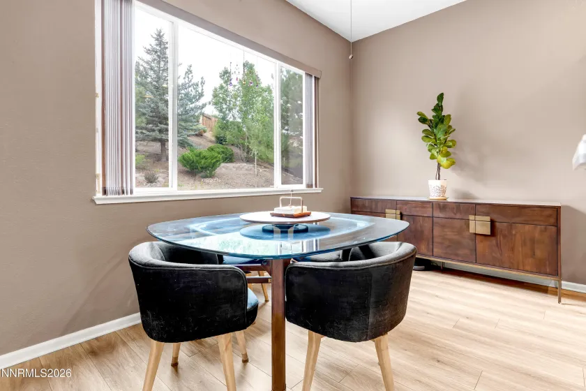 17745 Thunder River, Reno, Nevada 89508, 4 Bedrooms Bedrooms, ,2 BathroomsBathrooms,Residential,Residential,Thunder River,0,260011218