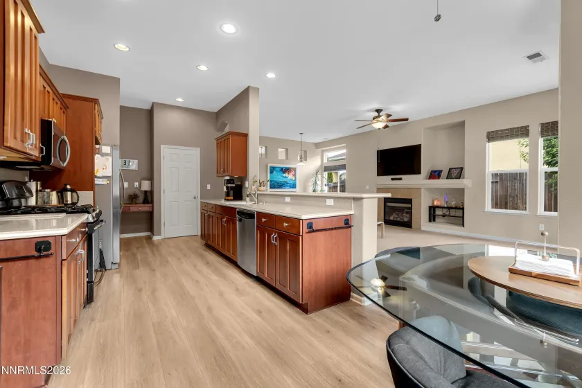 17745 Thunder River, Reno, Nevada 89508, 4 Bedrooms Bedrooms, ,2 BathroomsBathrooms,Residential,Residential,Thunder River,0,260011218