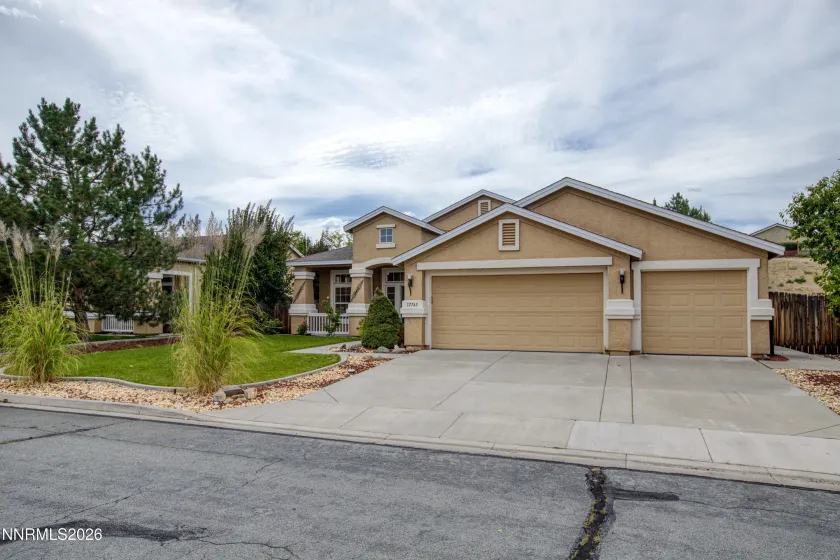 17745 Thunder River, Reno, Nevada 89508, 4 Bedrooms Bedrooms, ,2 BathroomsBathrooms,Residential,Residential,Thunder River,0,260011218
