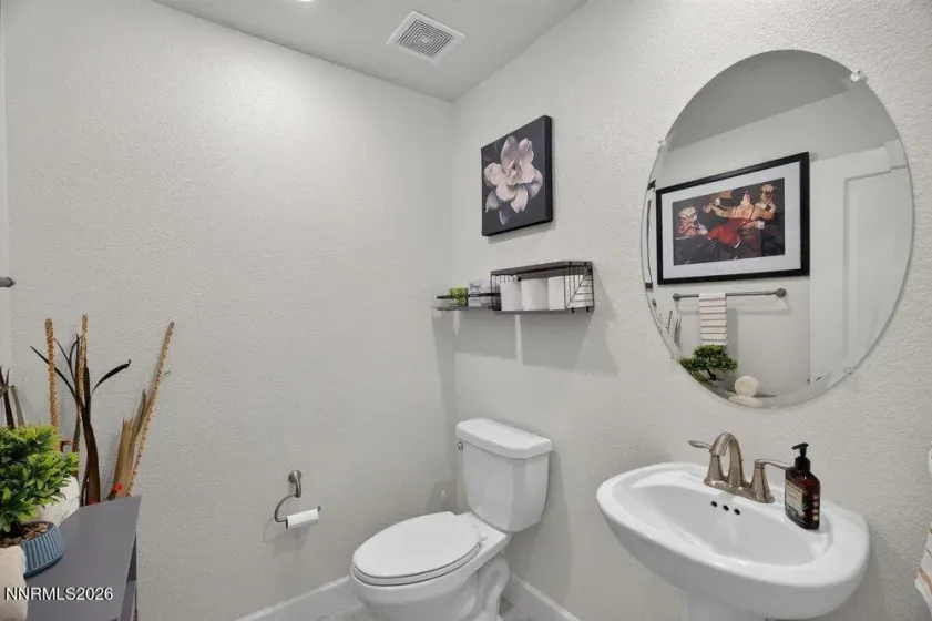 2088 Forest Grove, Sparks, Nevada 89436, 4 Bedrooms Bedrooms, ,3 BathroomsBathrooms,Residential,Residential,Forest Grove,0,260011220