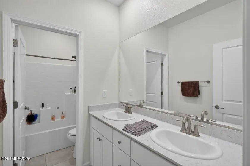 2088 Forest Grove, Sparks, Nevada 89436, 4 Bedrooms Bedrooms, ,3 BathroomsBathrooms,Residential,Residential,Forest Grove,0,260011220