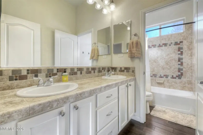 10590 Apple Mill, Reno, Nevada 89521, 4 Bedrooms Bedrooms, ,3 BathroomsBathrooms,Residential,Residential,Apple Mill,0,260011224