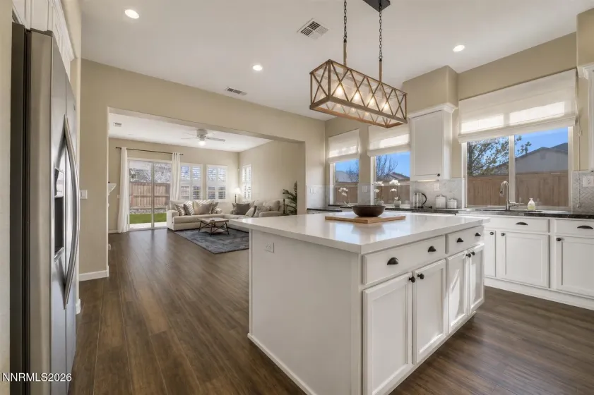 10590 Apple Mill, Reno, Nevada 89521, 4 Bedrooms Bedrooms, ,3 BathroomsBathrooms,Residential,Residential,Apple Mill,0,260011224