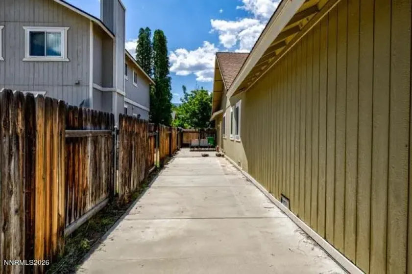 12470 Overbrook, Reno, Nevada 89511, 3 Bedrooms Bedrooms, ,3 BathroomsBathrooms,Residential,Residential,Overbrook,0,260002404