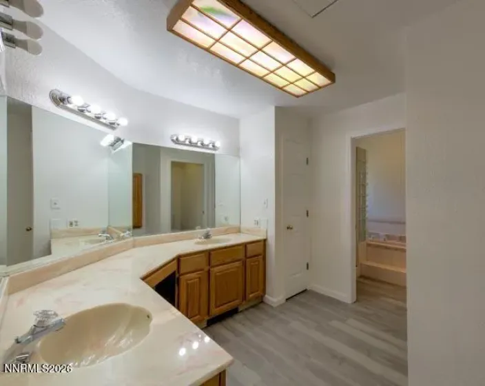12470 Overbrook, Reno, Nevada 89511, 3 Bedrooms Bedrooms, ,3 BathroomsBathrooms,Residential,Residential,Overbrook,0,260002404