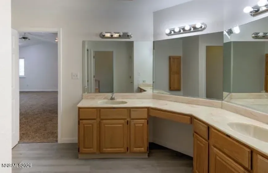 12470 Overbrook, Reno, Nevada 89511, 3 Bedrooms Bedrooms, ,3 BathroomsBathrooms,Residential,Residential,Overbrook,0,260002404