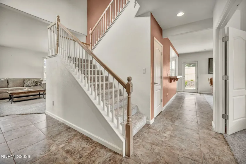 10770 Clear Vista, Reno, Nevada 89521, 4 Bedrooms Bedrooms, ,3 BathroomsBathrooms,Residential,Residential,Clear Vista,0,260011225