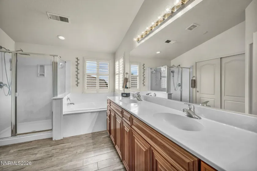 10770 Clear Vista, Reno, Nevada 89521, 4 Bedrooms Bedrooms, ,3 BathroomsBathrooms,Residential,Residential,Clear Vista,0,260011225