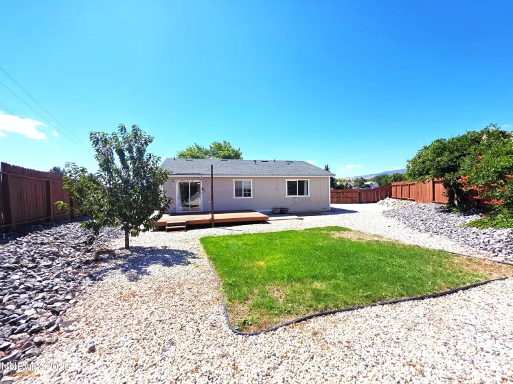 6050 Yukon, Sun Valley, Nevada 89433, 3 Bedrooms Bedrooms, ,2 BathroomsBathrooms,Residential,Residential,Yukon,0,260011227
