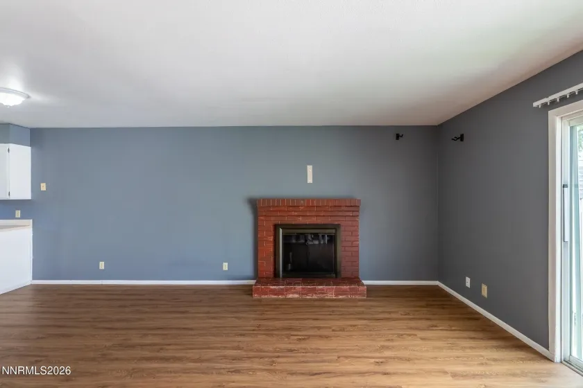70 Smithridge, Reno, Nevada 89502, 3 Bedrooms Bedrooms, ,2 BathroomsBathrooms,Residential,Residential,Smithridge,0,260011249