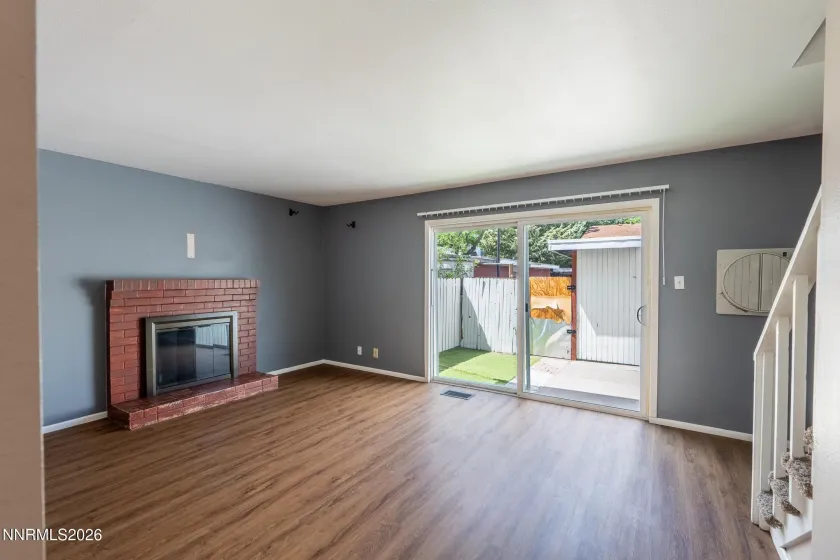 70 Smithridge, Reno, Nevada 89502, 3 Bedrooms Bedrooms, ,2 BathroomsBathrooms,Residential,Residential,Smithridge,0,260011249
