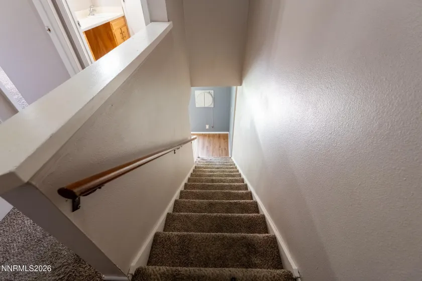 70 Smithridge, Reno, Nevada 89502, 3 Bedrooms Bedrooms, ,2 BathroomsBathrooms,Residential,Residential,Smithridge,0,260011249