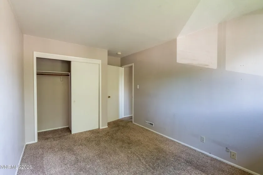 70 Smithridge, Reno, Nevada 89502, 3 Bedrooms Bedrooms, ,2 BathroomsBathrooms,Residential,Residential,Smithridge,0,260011249