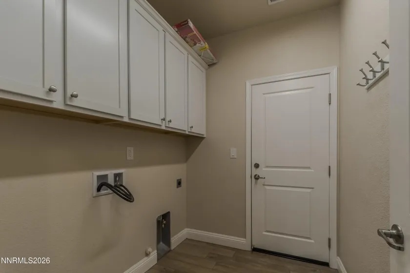 1199 Spruce Meadows, Sparks, Nevada 89441, 3 Bedrooms Bedrooms, ,2 BathroomsBathrooms,Residential,Residential,Spruce Meadows,0,260011250