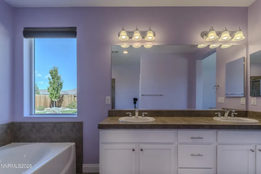 1199 Spruce Meadows, Sparks, Nevada 89441, 3 Bedrooms Bedrooms, ,2 BathroomsBathrooms,Residential,Residential,Spruce Meadows,0,260011250