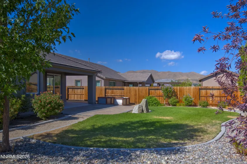 1199 Spruce Meadows, Sparks, Nevada 89441, 3 Bedrooms Bedrooms, ,2 BathroomsBathrooms,Residential,Residential,Spruce Meadows,0,260011250