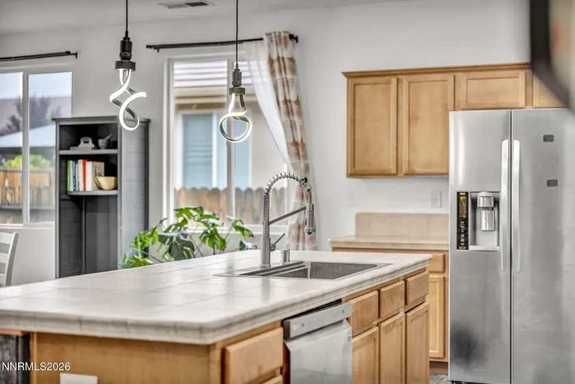 131 Catlin, Dayton, Nevada 89403, 3 Bedrooms Bedrooms, ,2 BathroomsBathrooms,Residential,Residential,Catlin,0,260011258