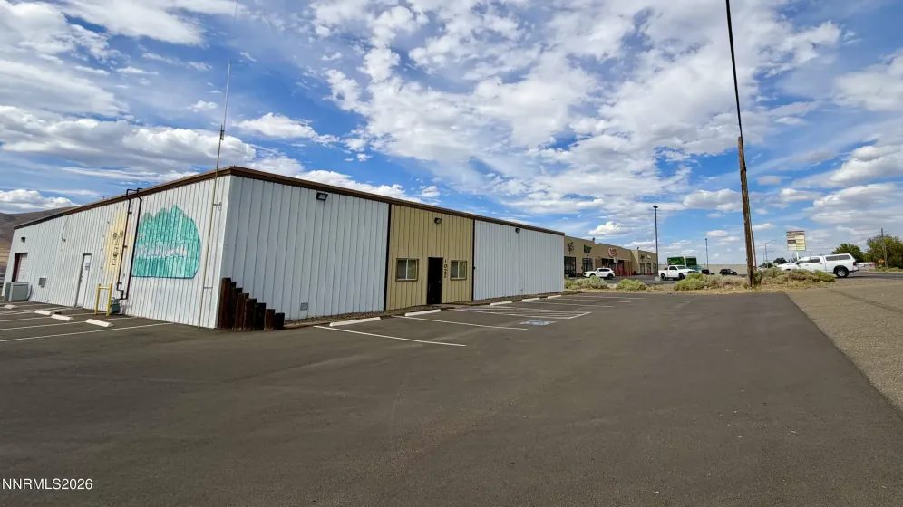 1022 Grass Valley, Winnemucca, Nevada 89445, ,Commercial Sale,Residential,Grass Valley,0,260011261