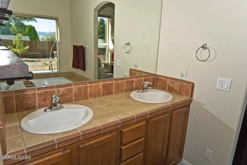 1306 Kim, Minden, Nevada 89423, 5 Bedrooms Bedrooms, ,4 BathroomsBathrooms,Residential,Residential,Kim,0,260011269